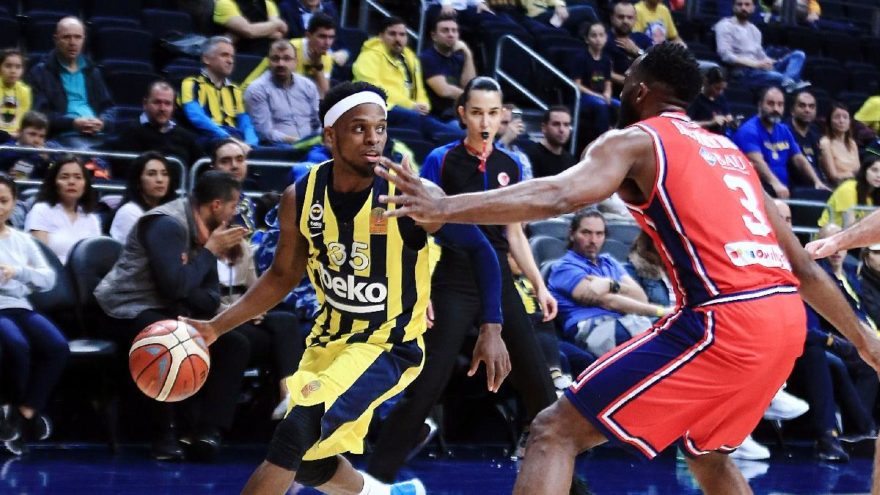 Fenerbahçe Beko liderliğini sürdürdü